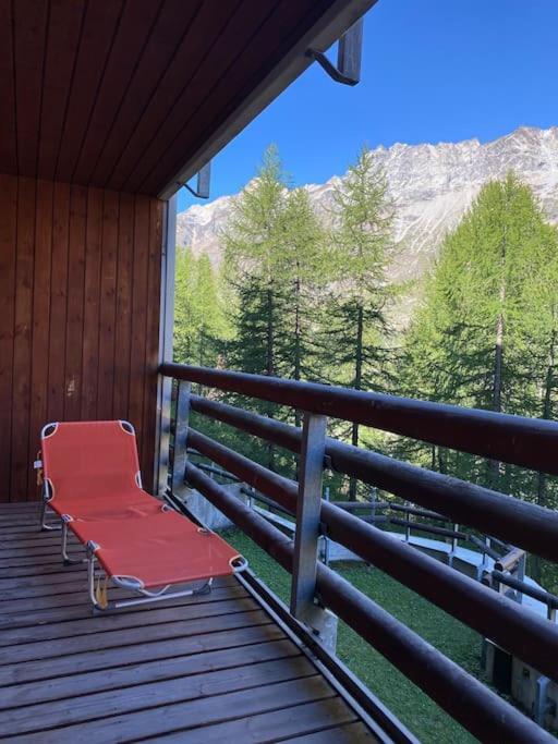 Incantevole Appartamento Stile Chalet Breuil Cervinia 外观 照片