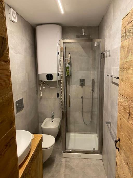 Incantevole Appartamento Stile Chalet Breuil Cervinia 外观 照片